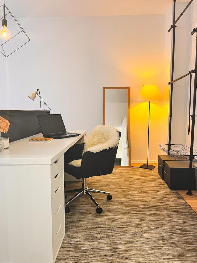 01 Bedroom In Mitte-Up To 5 People-Private Free Parking Berlin Exterior photo