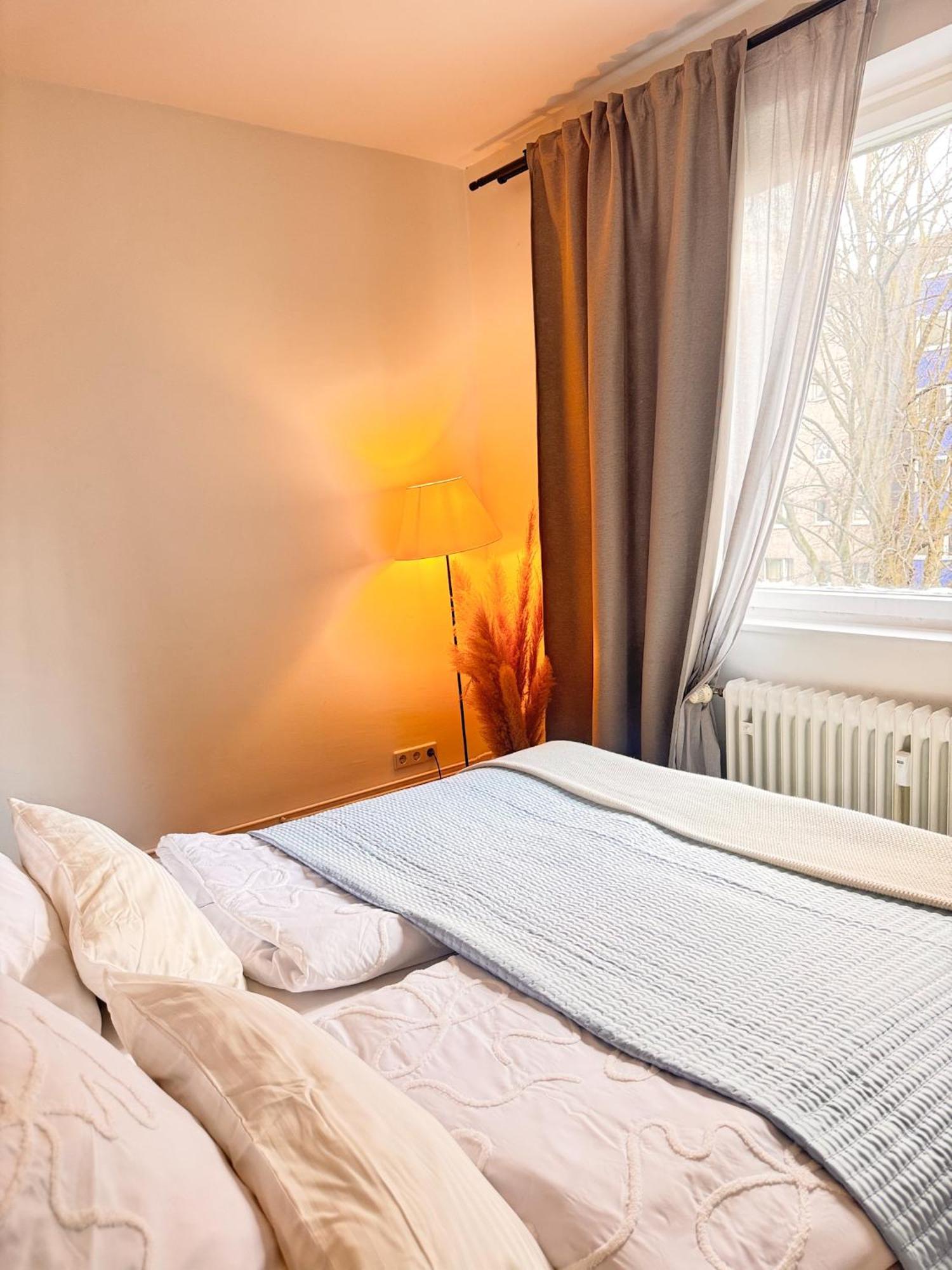 01 Bedroom In Mitte-Up To 5 People-Private Free Parking Berlin Exterior photo