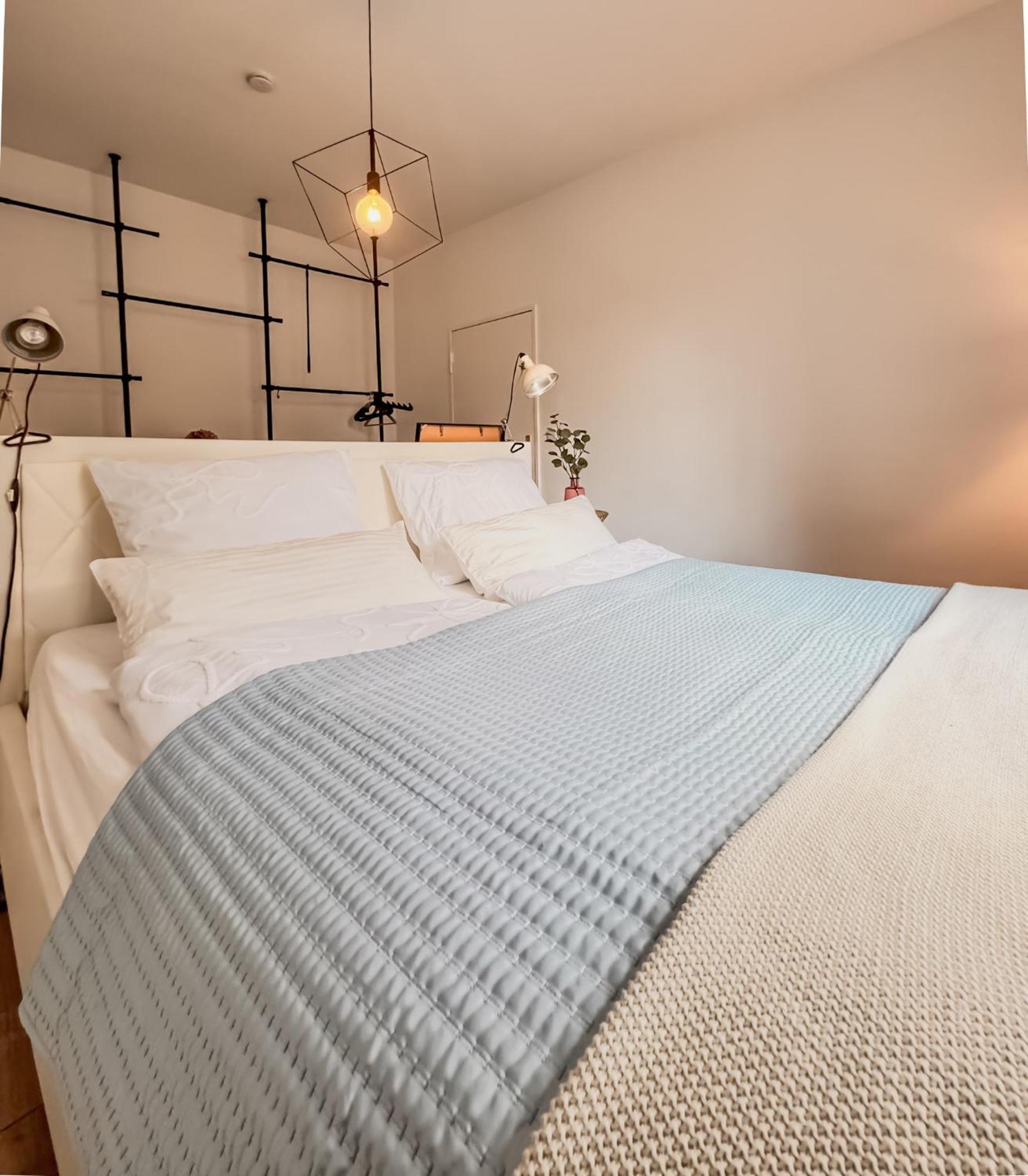 01 Bedroom In Mitte-Up To 5 People-Private Free Parking Berlin Exterior photo